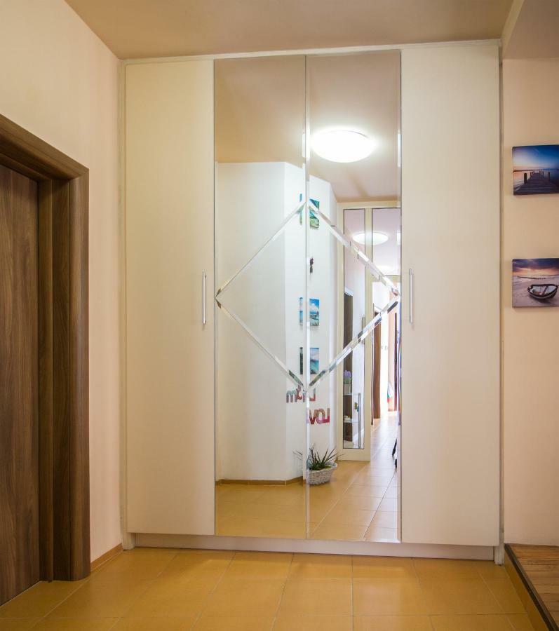 The Rocky House - Central & Private 2Bdr By Flat Mаnager Plovdiv Bagian luar foto